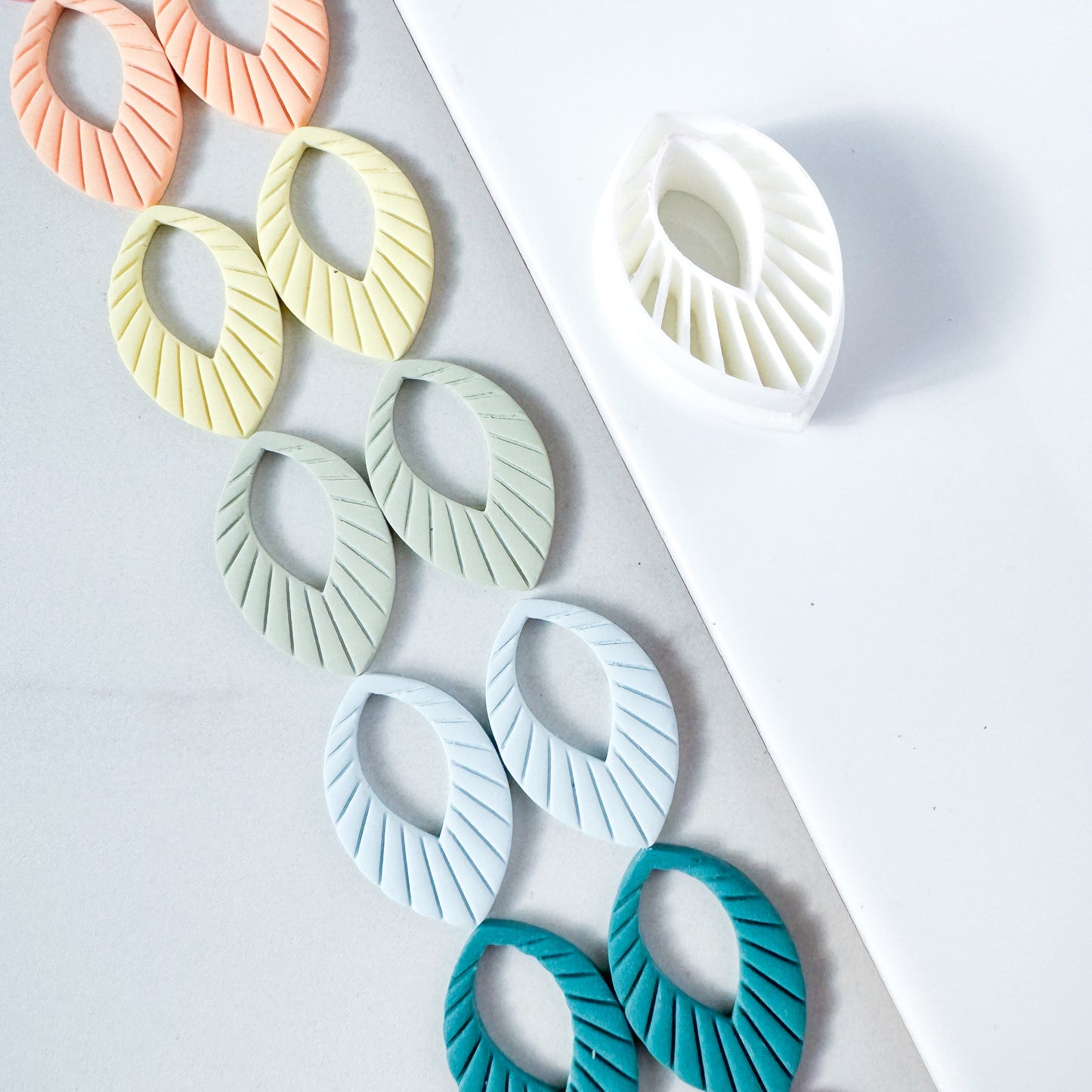 Lacey - Imprint Window Clay Cutter - April 2025 Launch