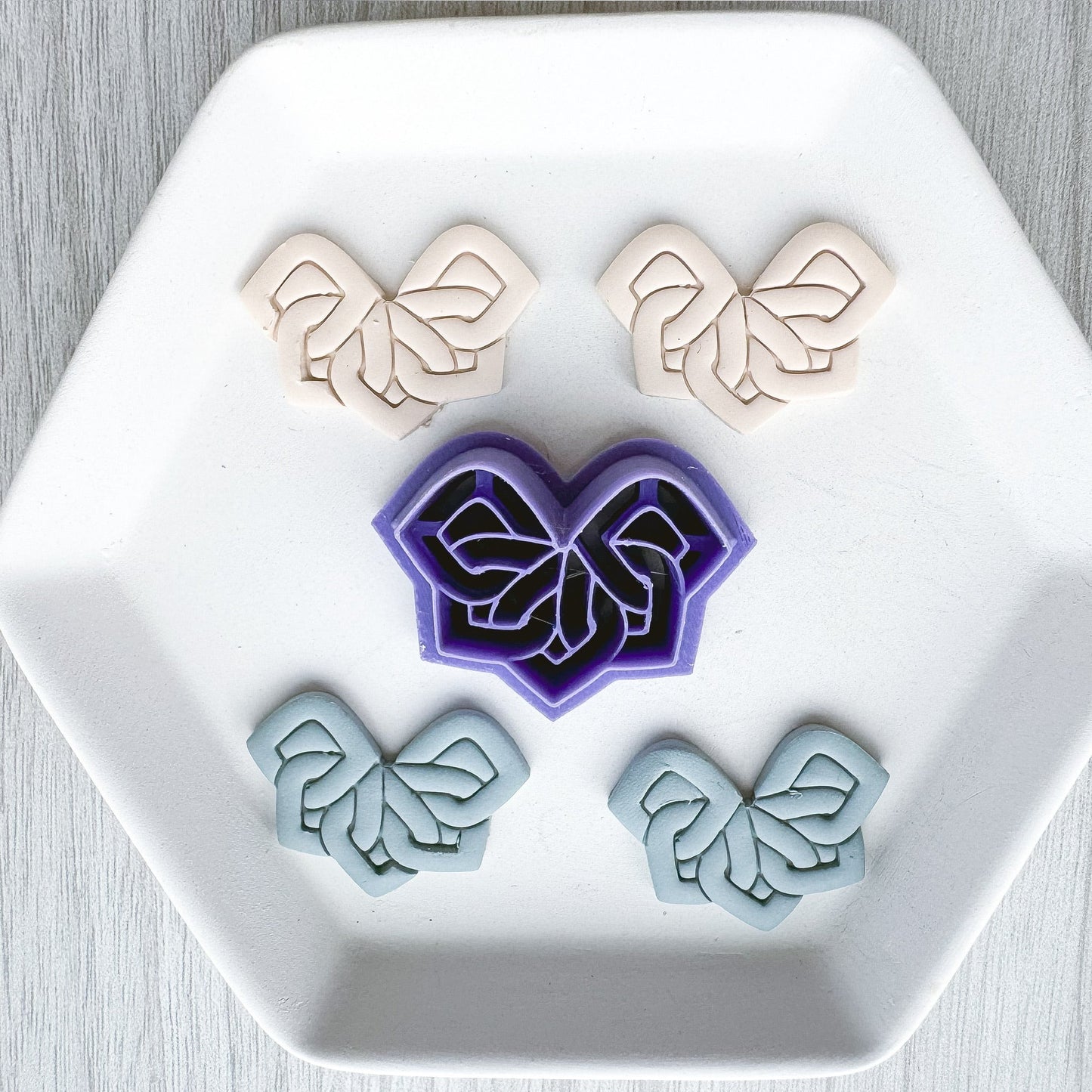 Connected Link Embossed Cutter Clay Cutter-February 2024 Launch