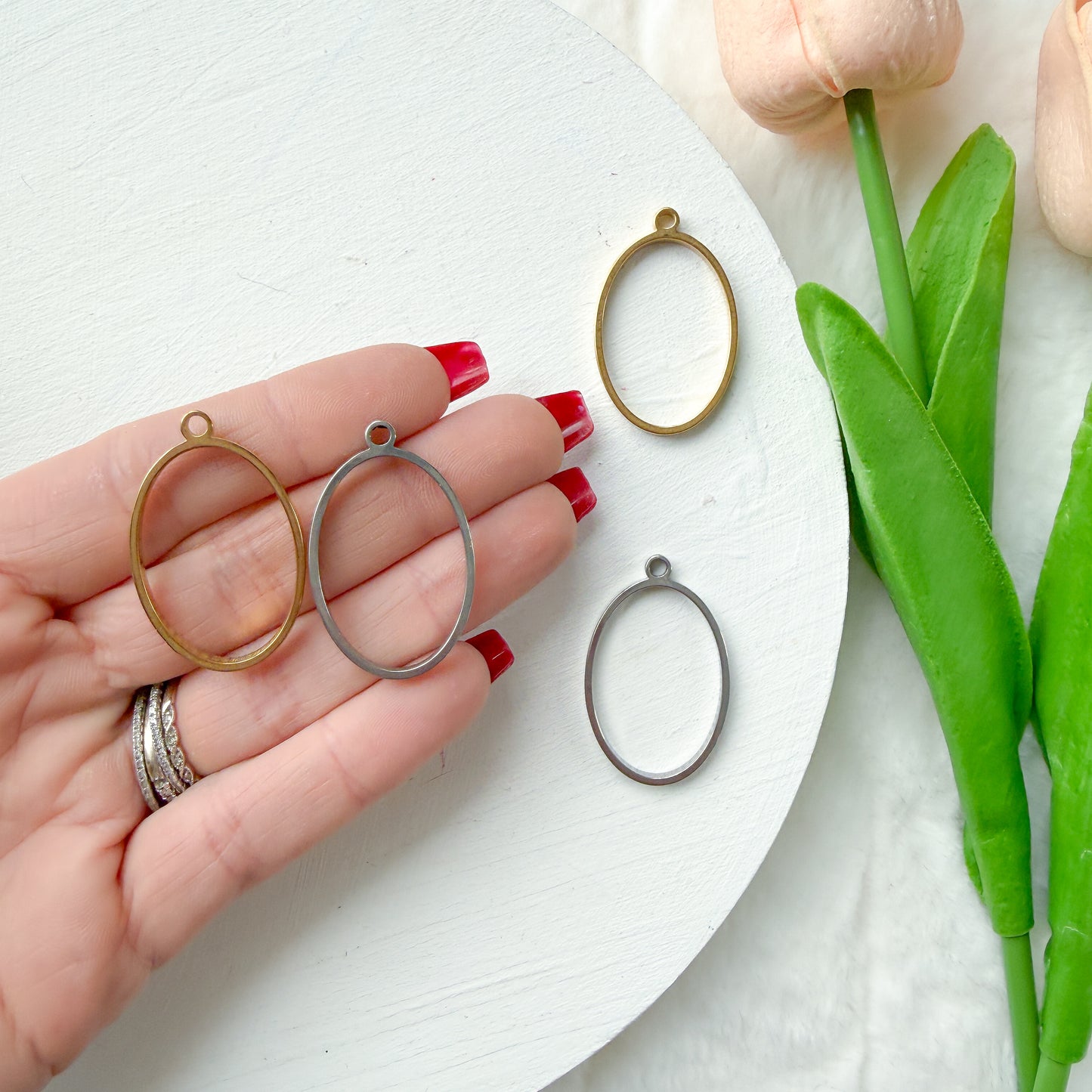 Deep Oval Pendant Bezel - 10 PIECES - December 2025 Launch