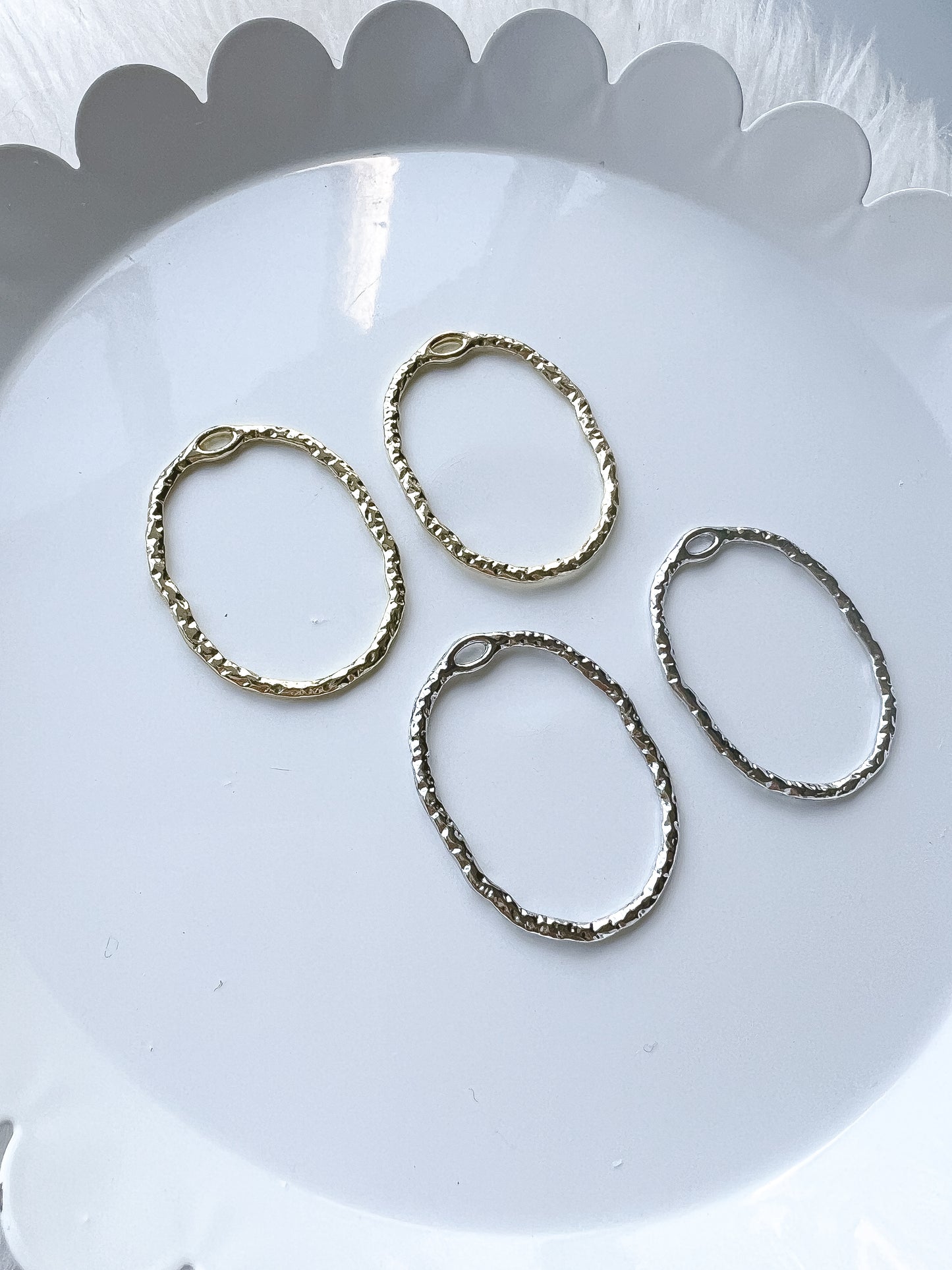 Oval Hammered Bezel- 10 PIECES - September 2024 Launch