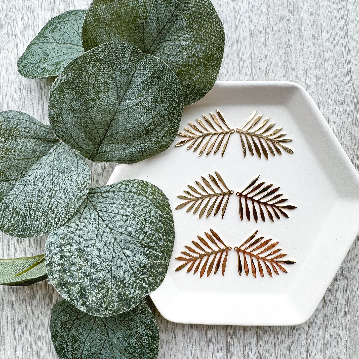 Palm Charm - 10 PIECES - June Launch