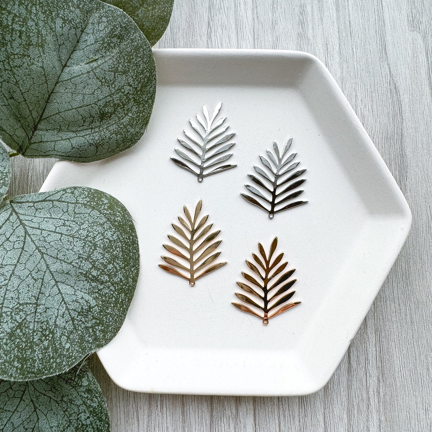 Palm Charm - 10 PIECES - June Launch