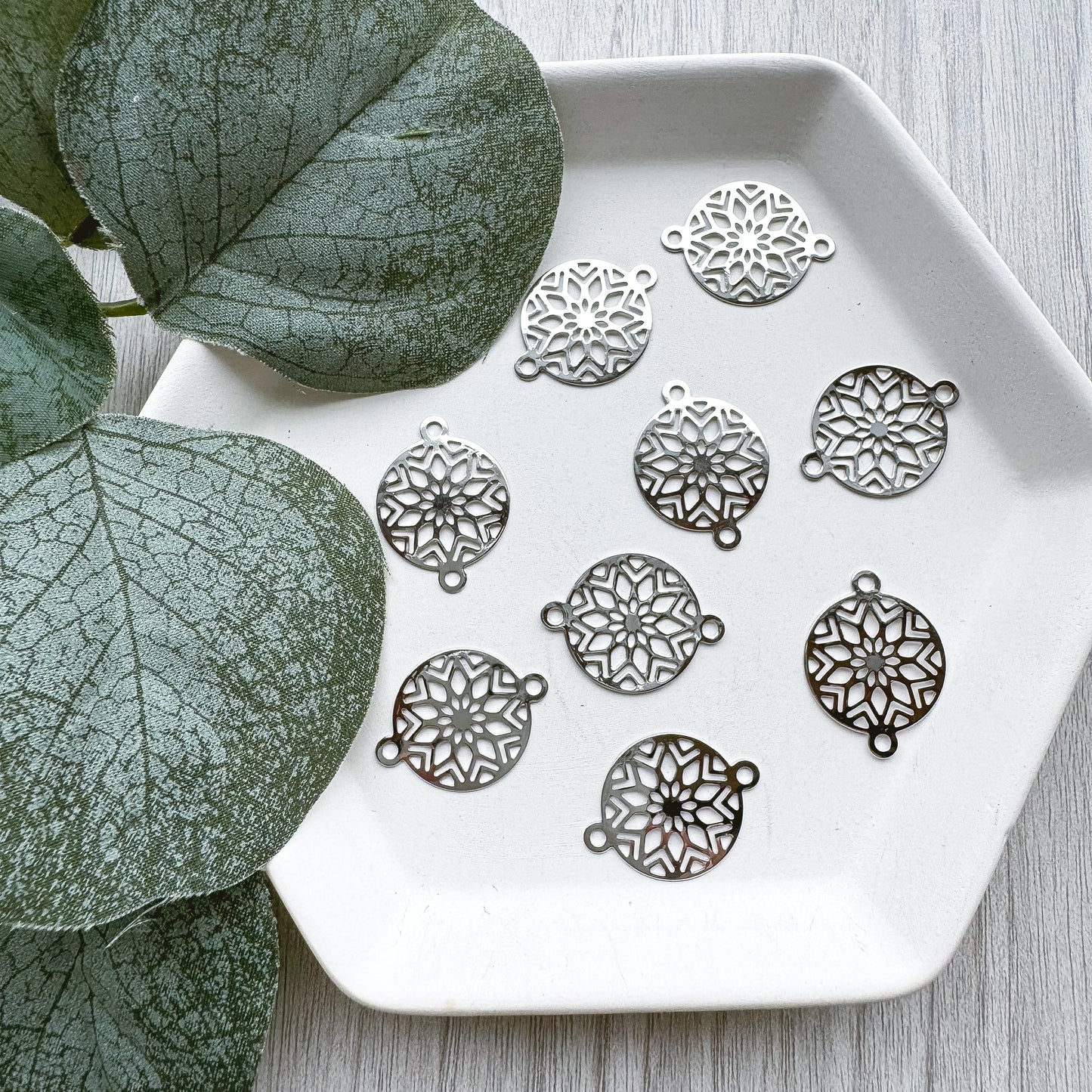 Medallion Connector - 10 PIECES