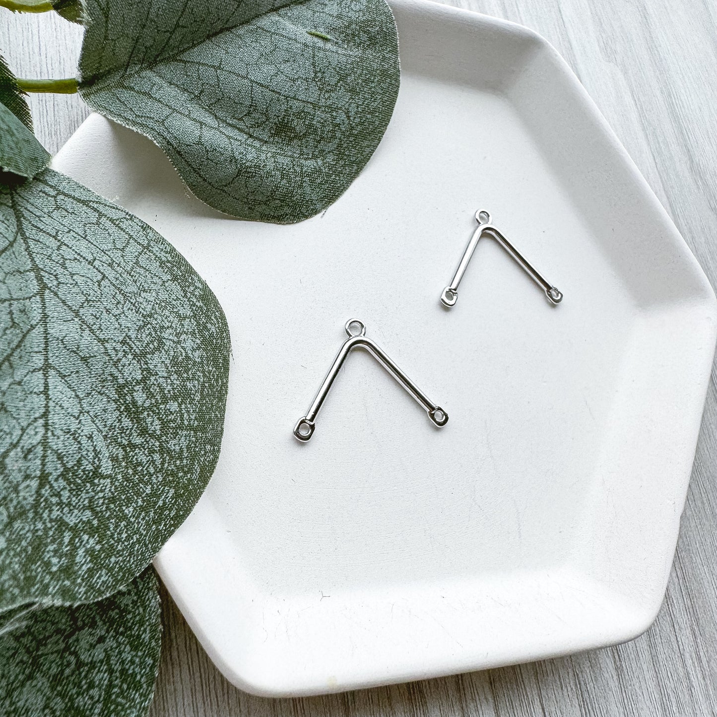 V Shape Connector -10 PIECES