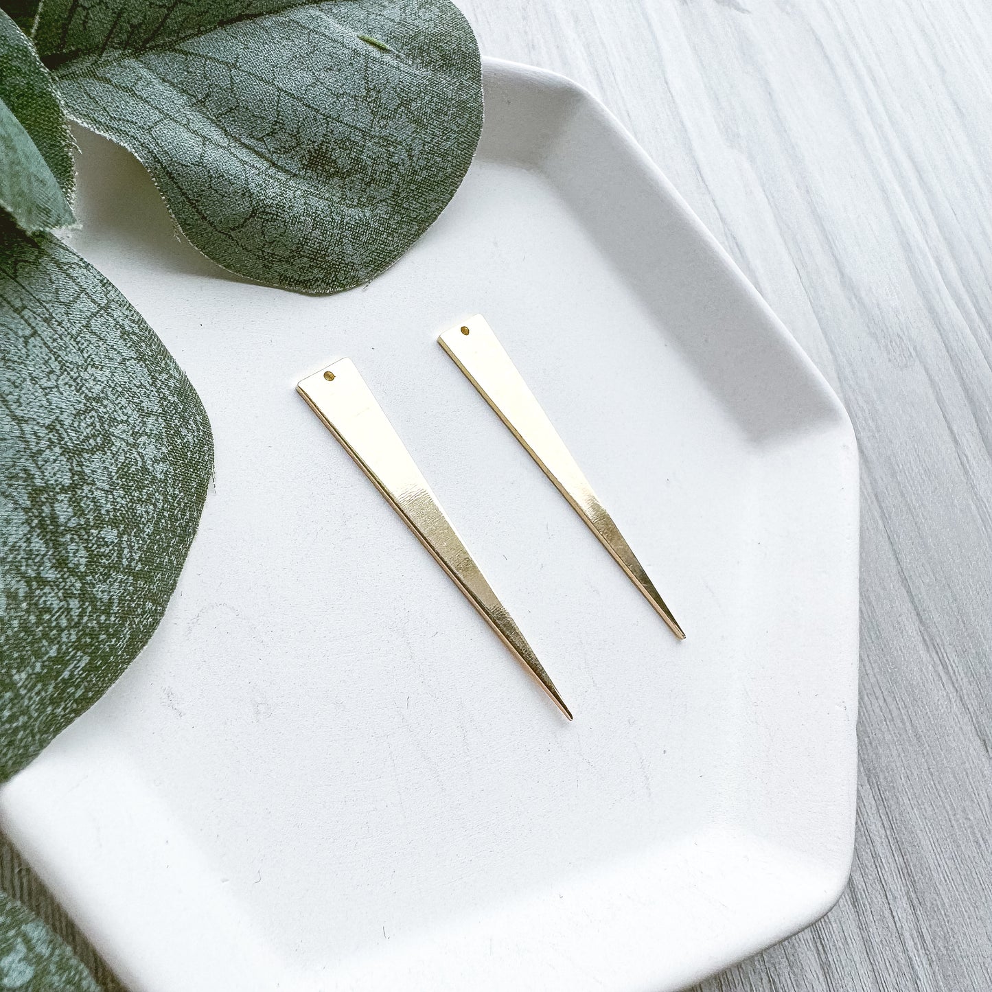 Long Dagger Charm (10 PIECES) - February Launch