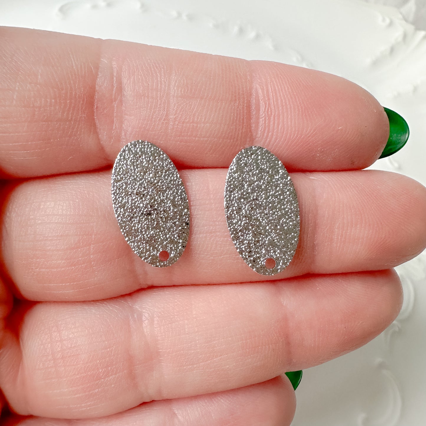 Hammered Slim Oval Stud Finding - 10 PIECES - December 2023