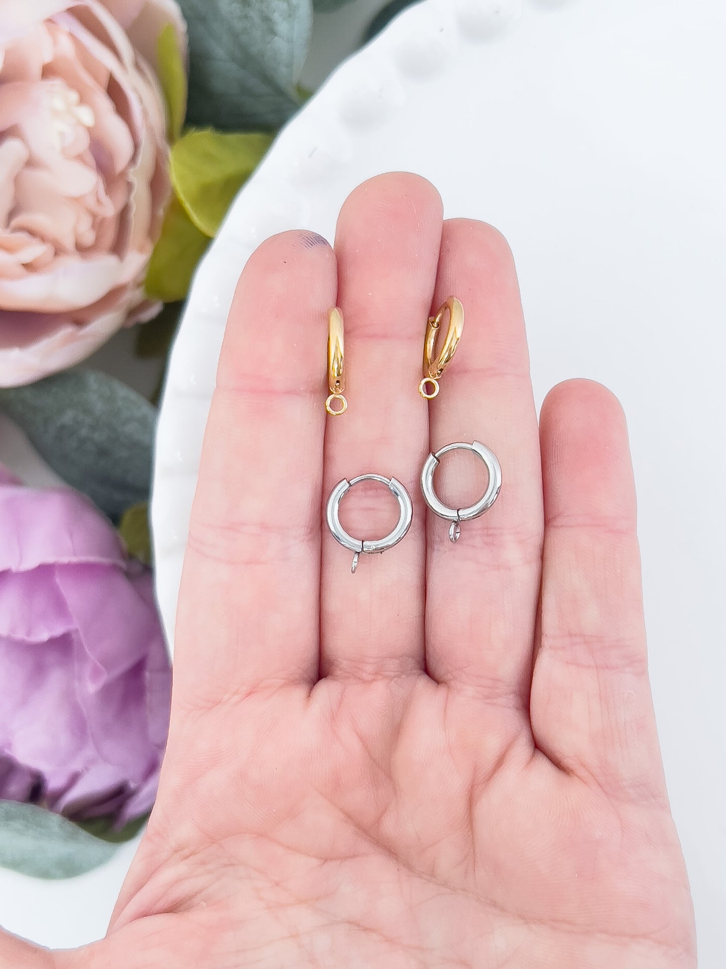 C-Shape Click Connect Stud Finding Forward Facing Loop- 10 PIECES - June Launch