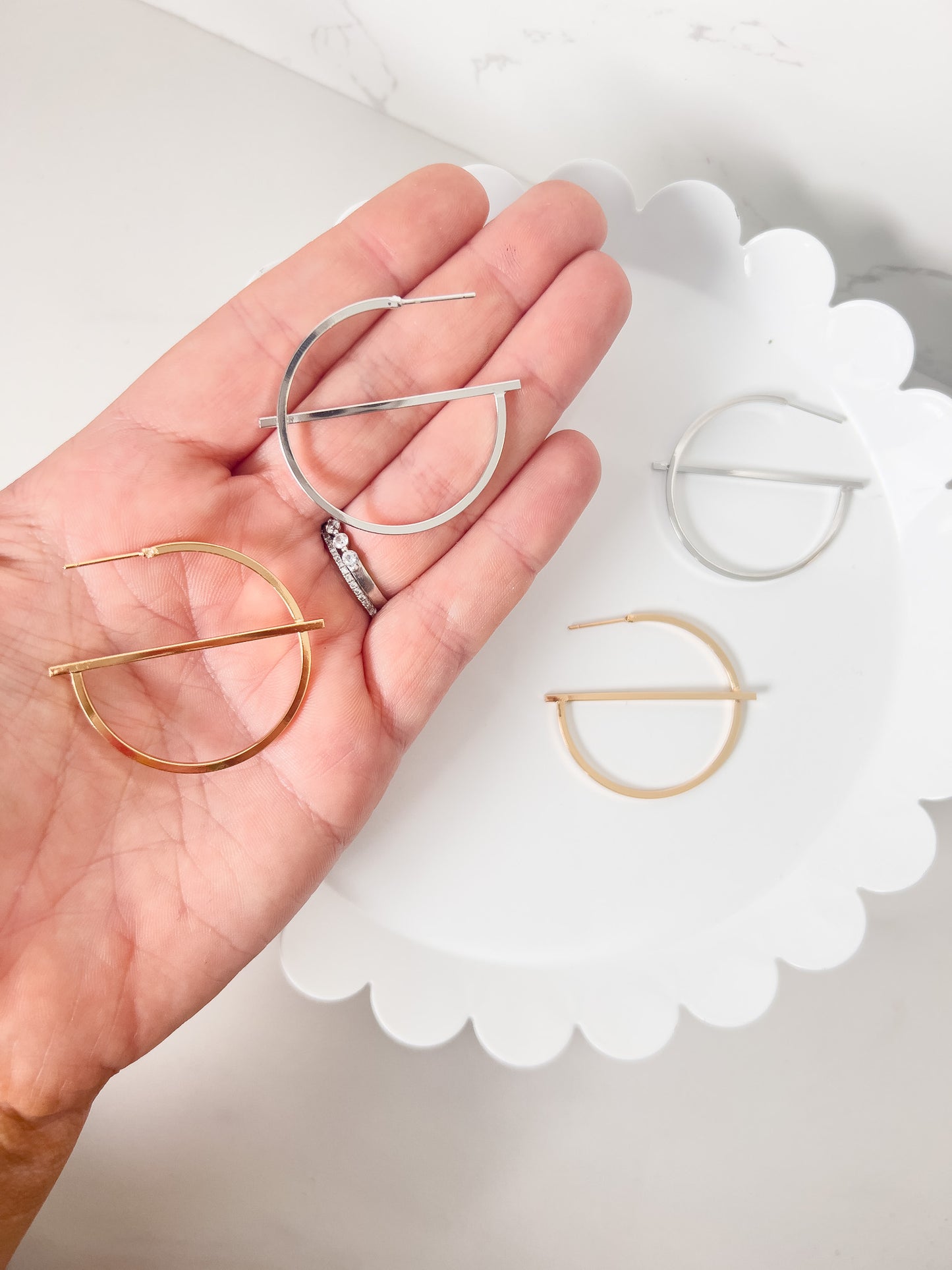 Circle Cut Bezel Stud Finding Circle Charm - 10 PIECES - June Launch