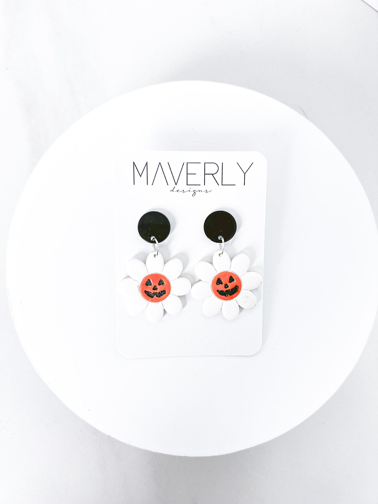 Pumpkin Daisy Clay Cutter - August Launch