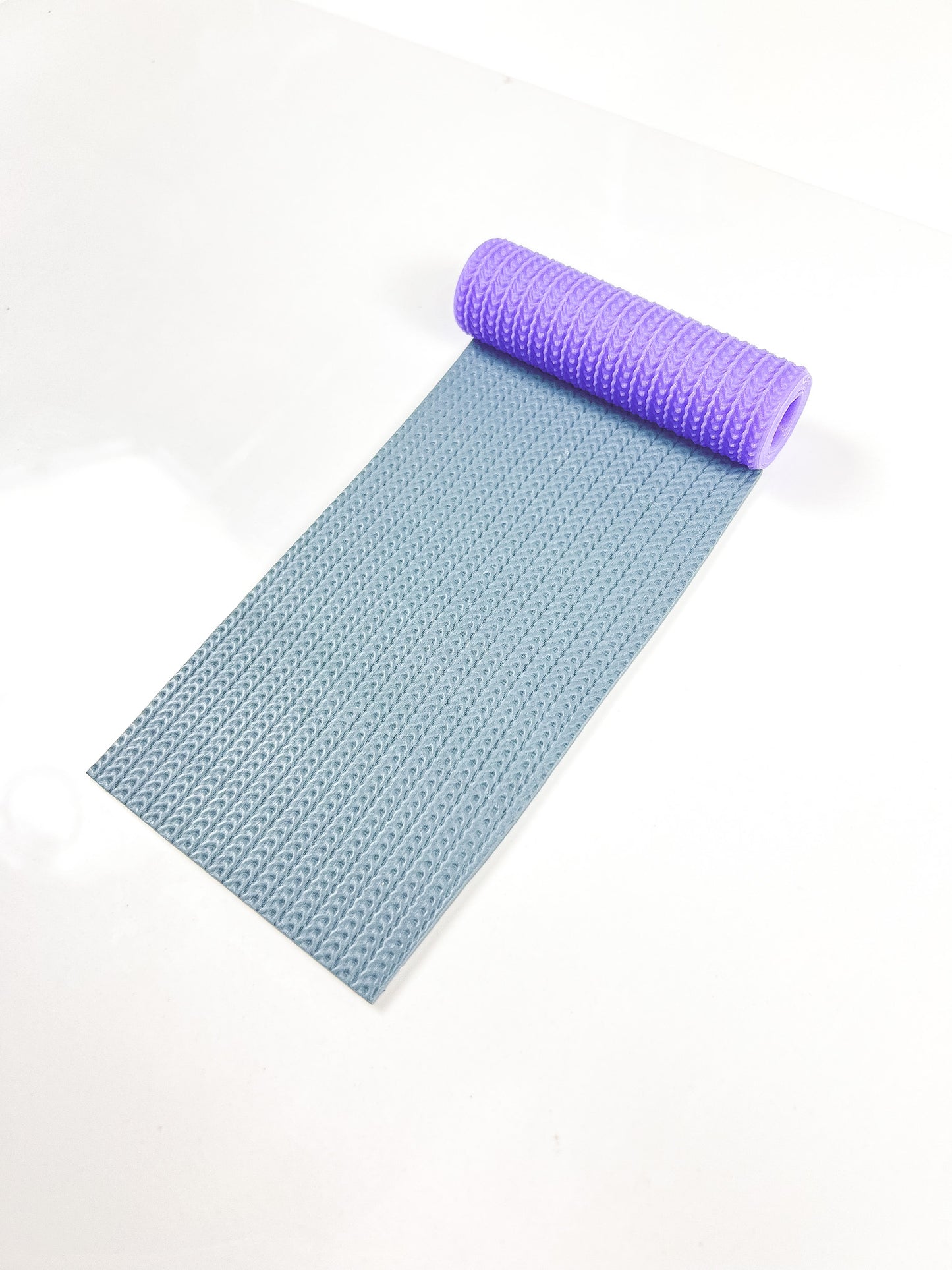 Chunky Knit Texture Roller - OCTOBER LAUNCH