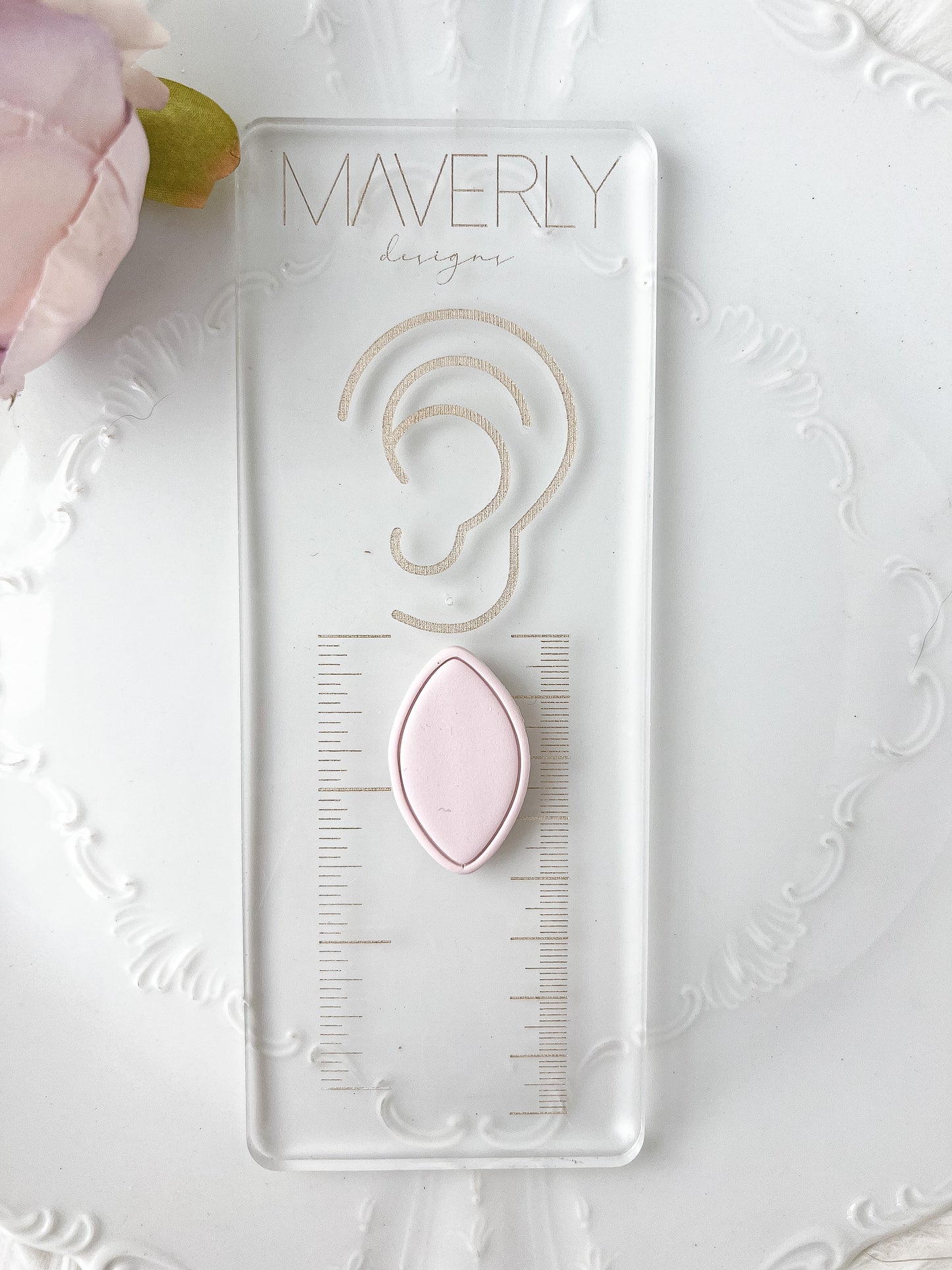 Almond Imprint Cutter  - February Launch