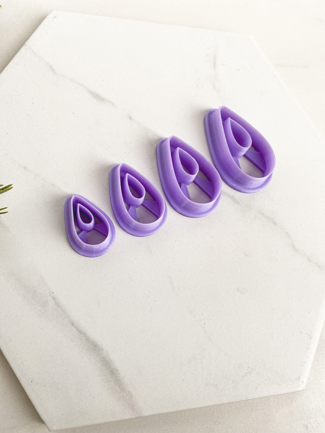 Classic Teardrop Window Cutter