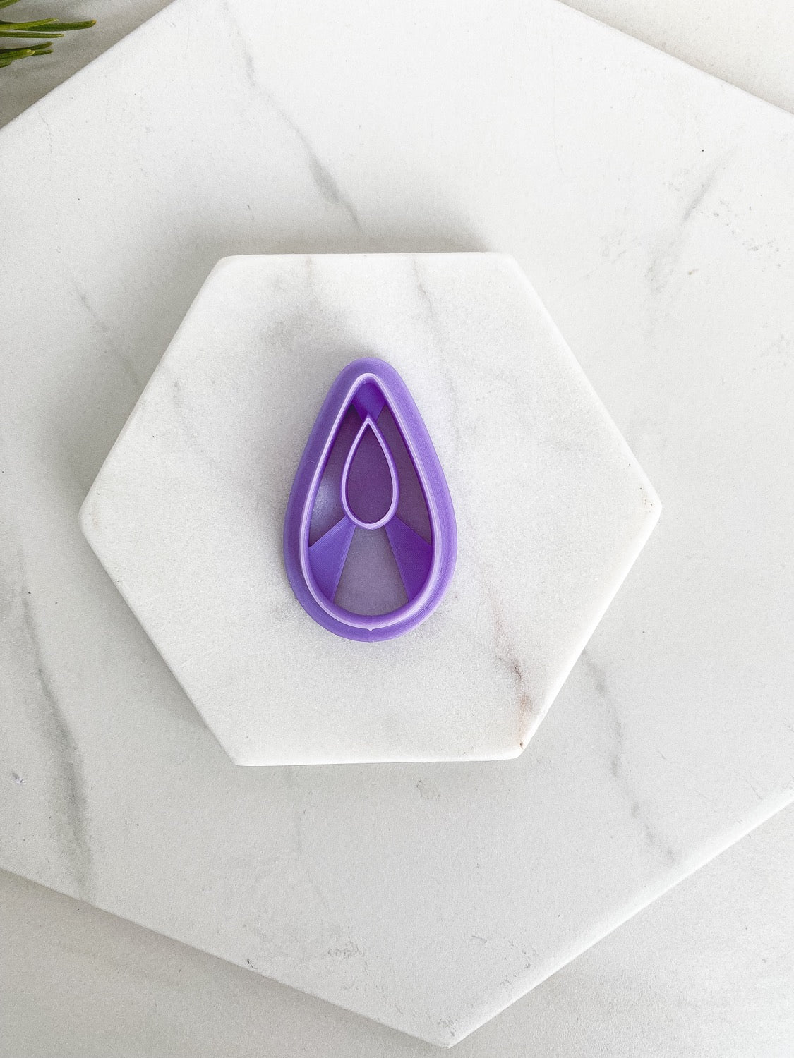 Classic Teardrop Window Cutter