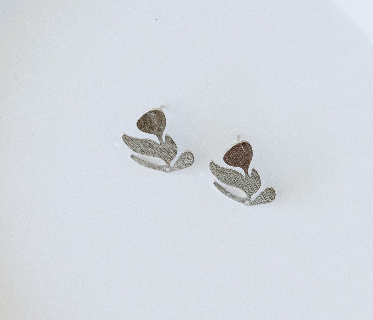 Boho Leaf Silver Stud Finding 1_edited.jpg