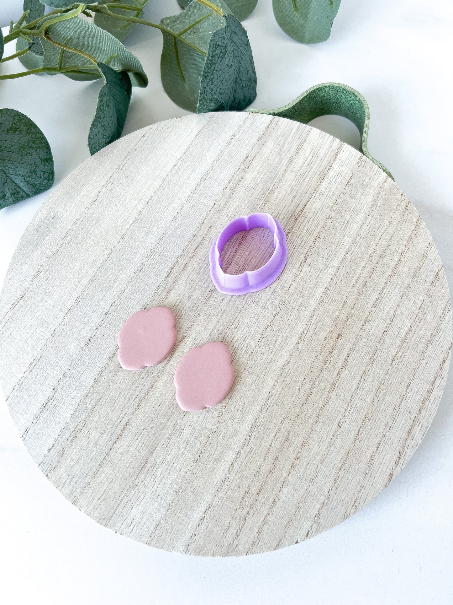 Adela Floral Frame Cutter