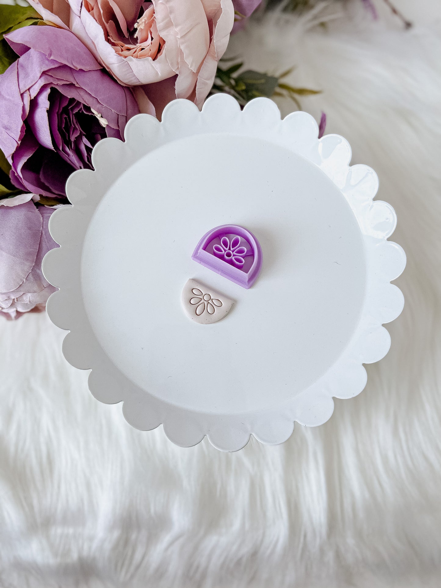 Kai Imprint Half Circle Cutter