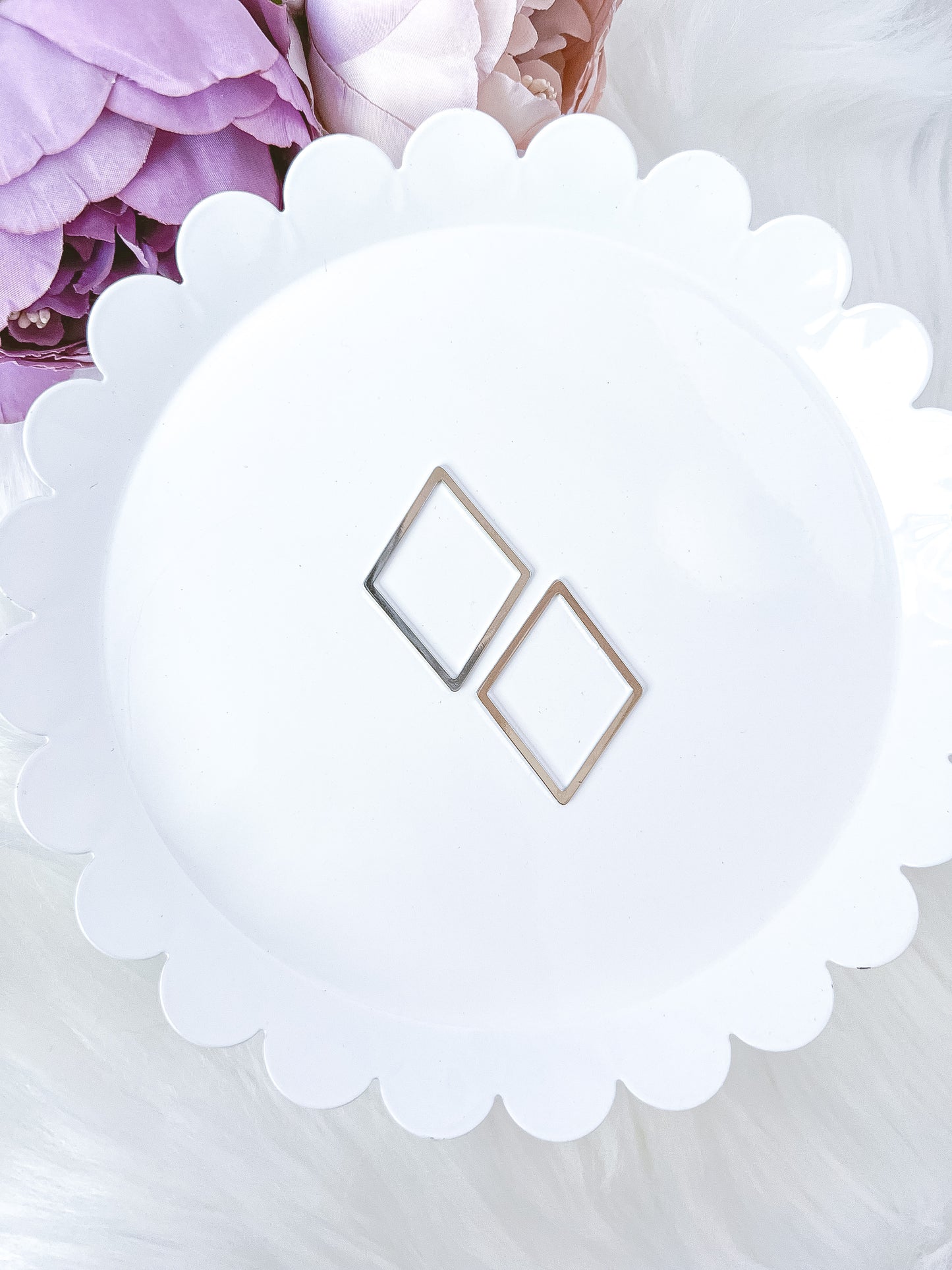 Diamond Bezel - 10 PIECES