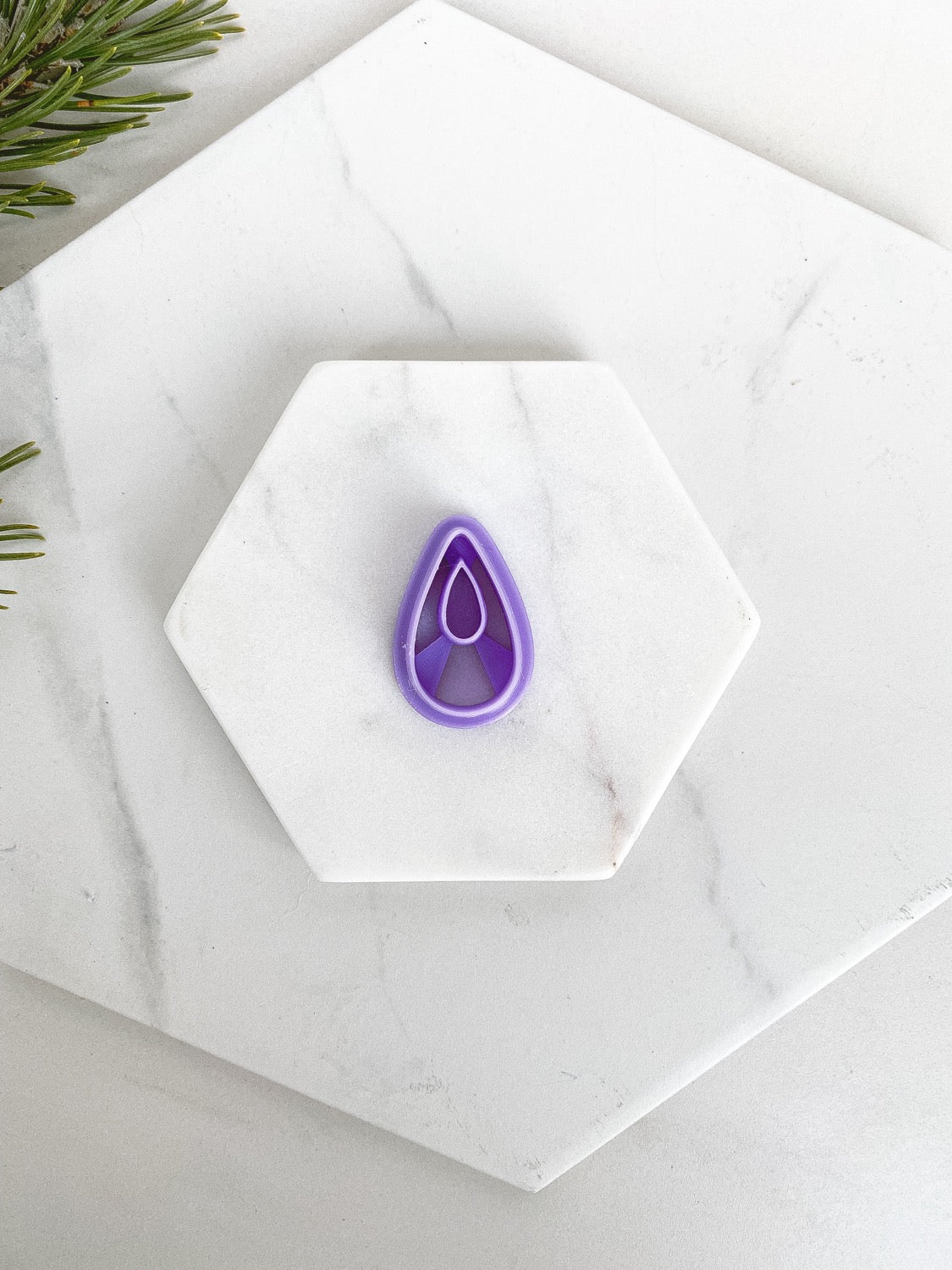 Classic Teardrop Window Cutter