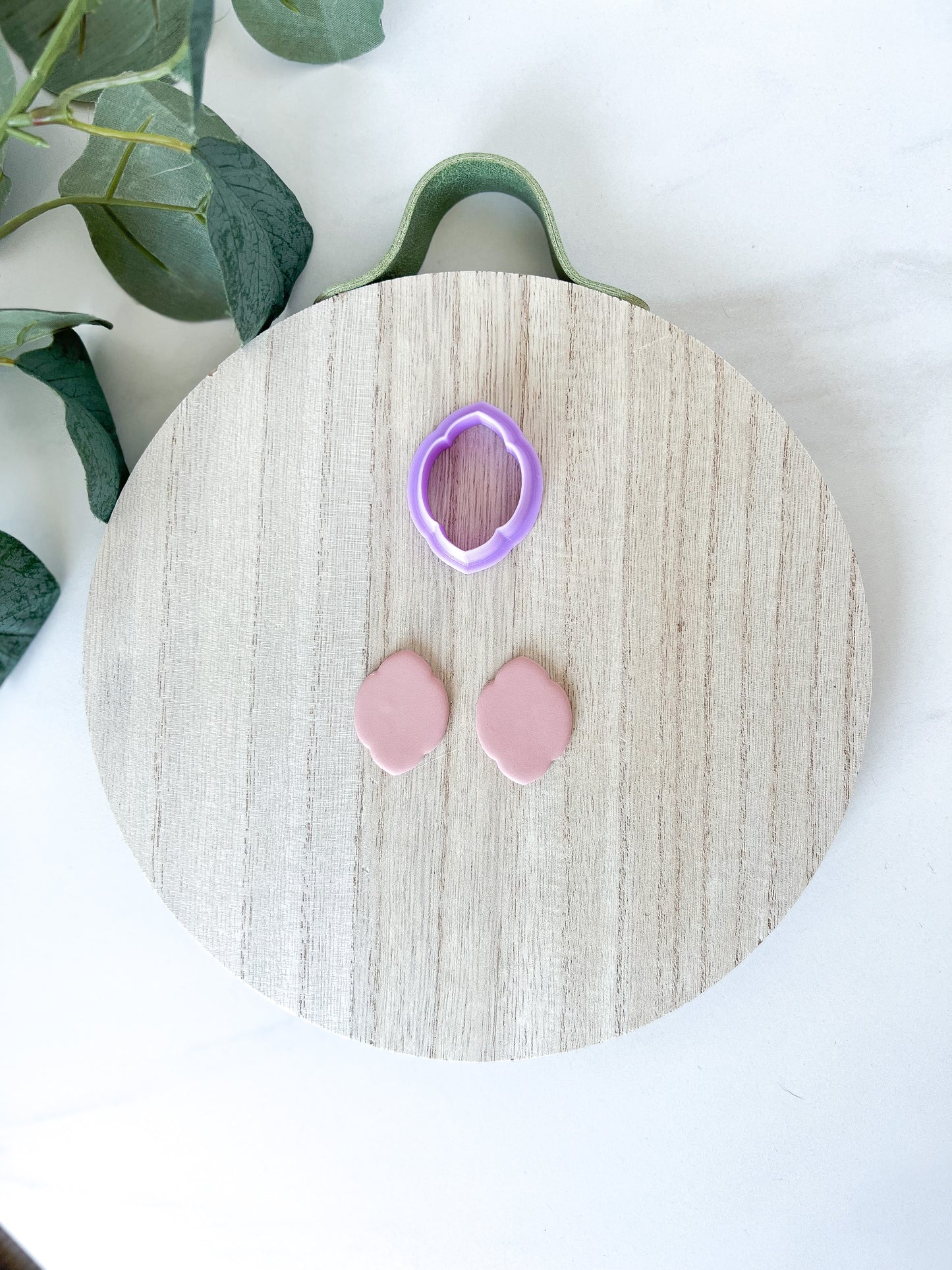 Adela Floral Frame Cutter