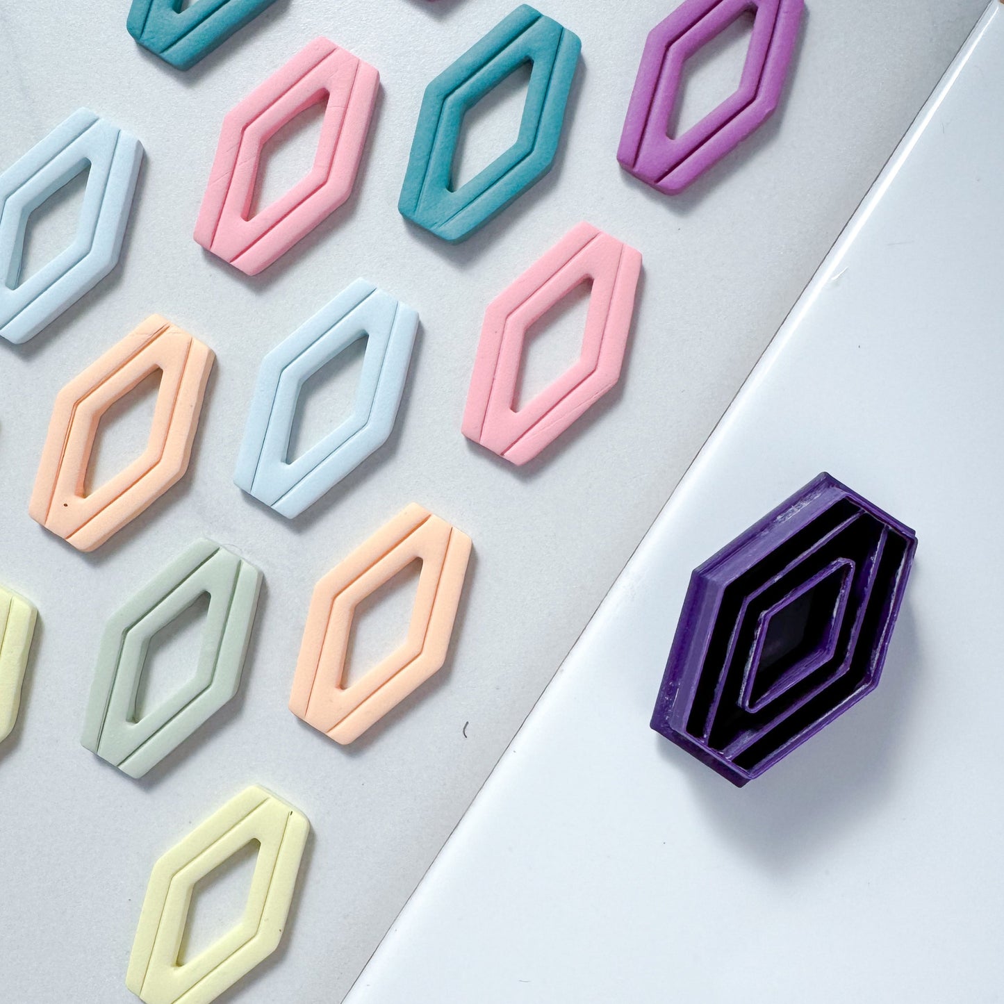 Lumi - Diamond Imprint Window Clay Cutter - April 2025 Launch
