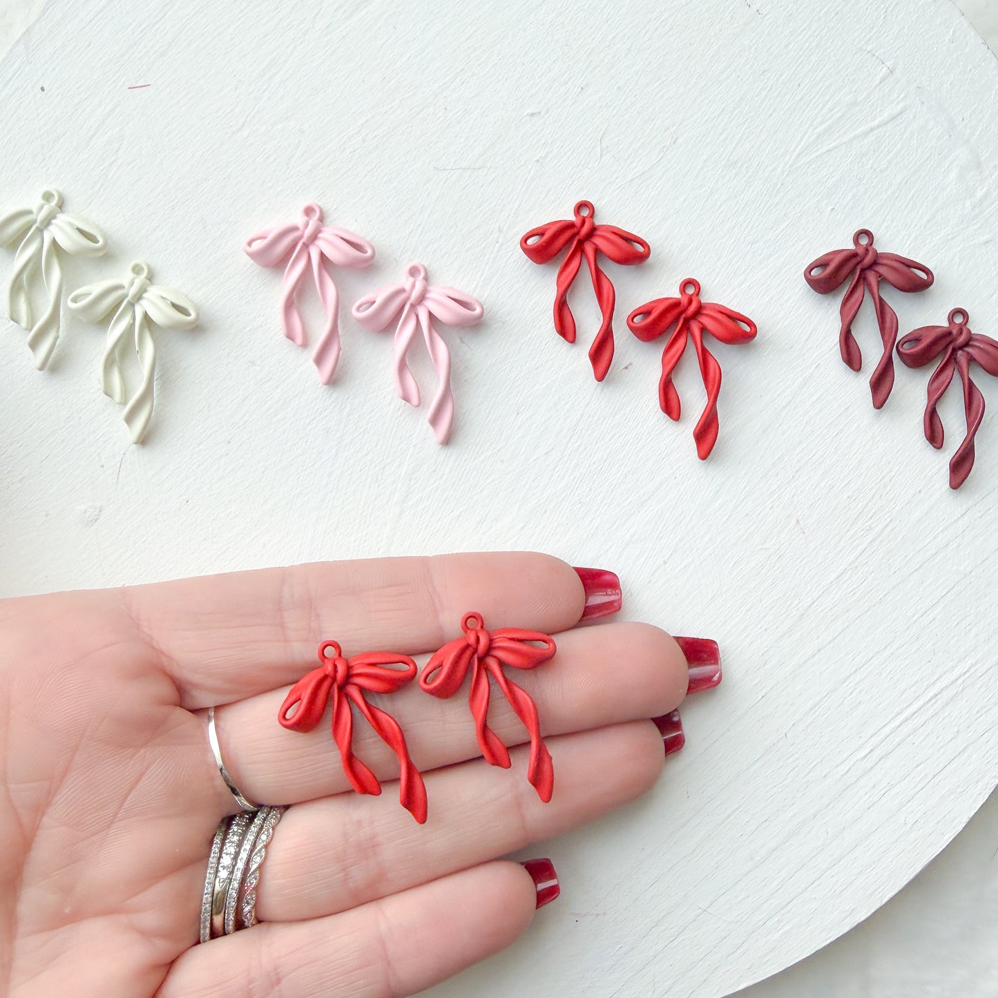 Curling Bow Charm - 10 PIECES - December 2025 Launch