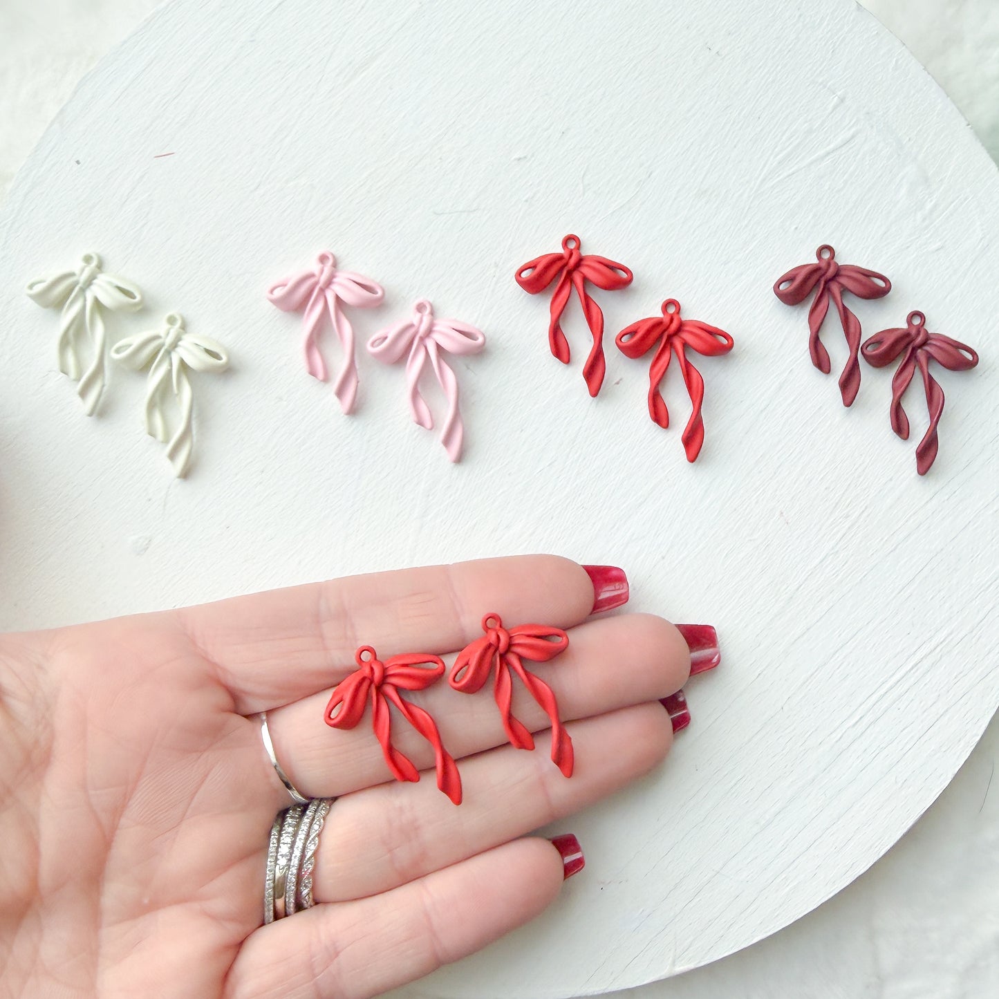 Curling Bow Charm - 10 PIECES - December 2025 Launch