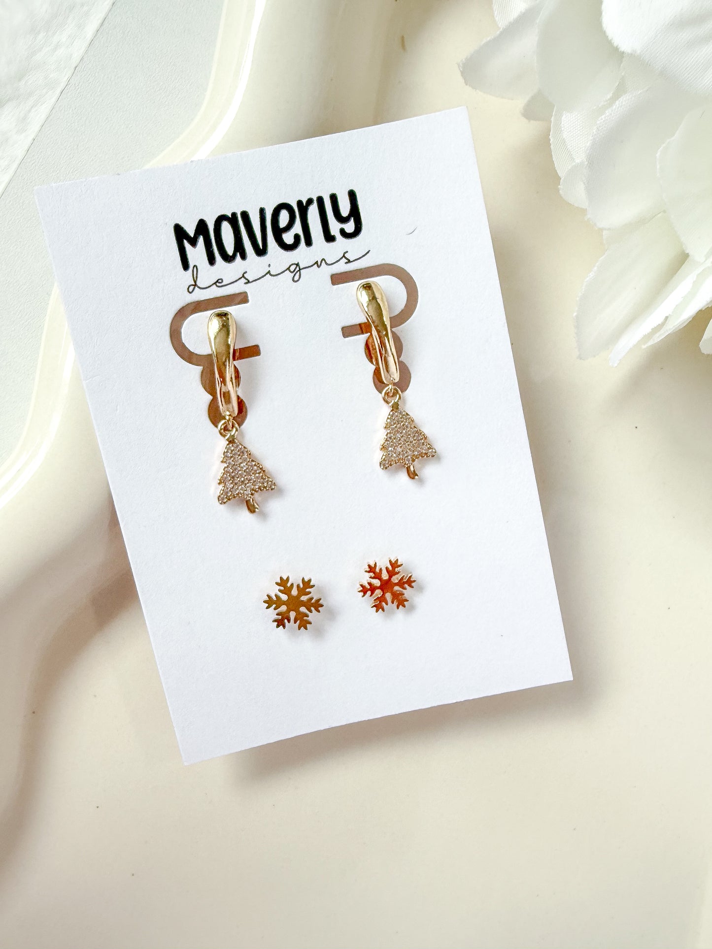 Huggie Tree Dangle & Snowflake Stud - Christmas Set - November 2025