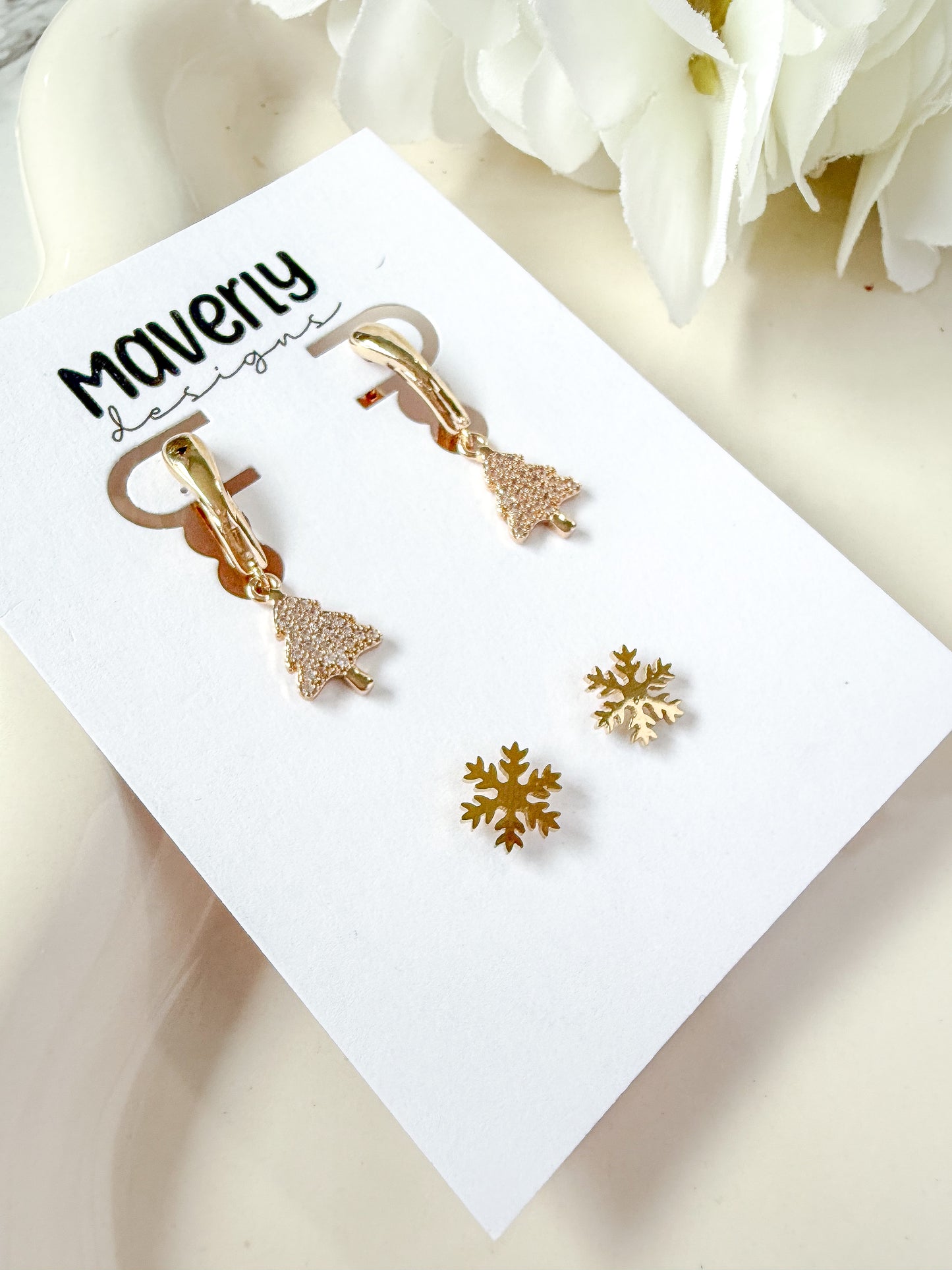 Huggie Tree Dangle & Snowflake Stud - Christmas Set - November 2025