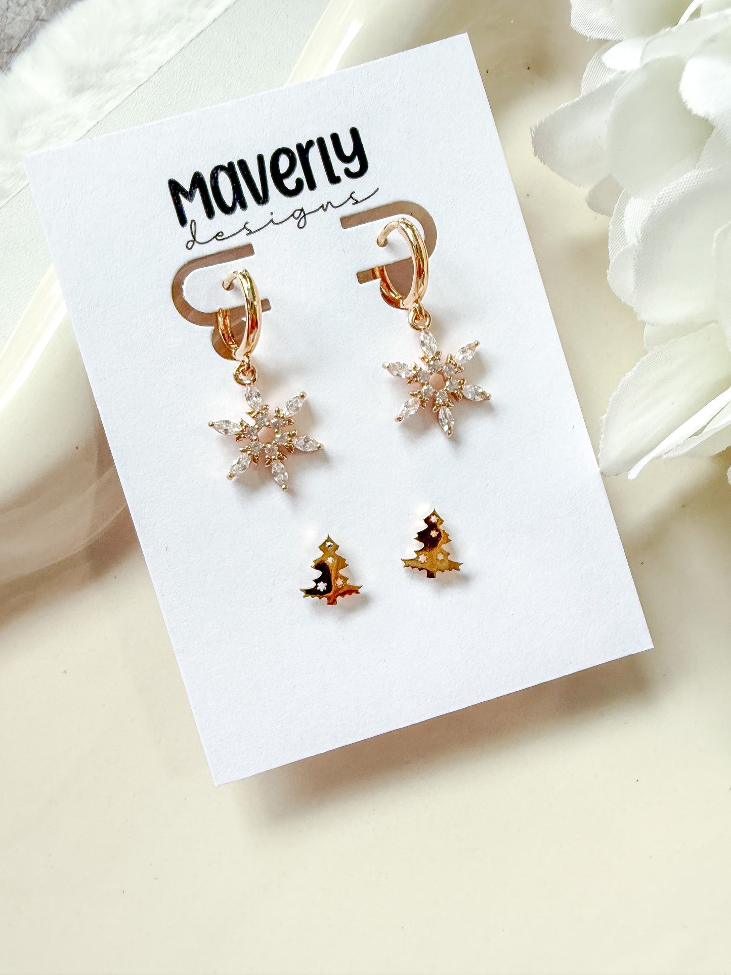 Huggie Snowflake Dangle & Tree Stud - Christmas Set - November 2025