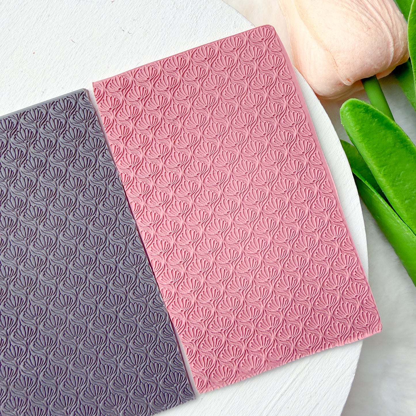 Pretty Fanned Petals Texture Mat - December 2025 Launch