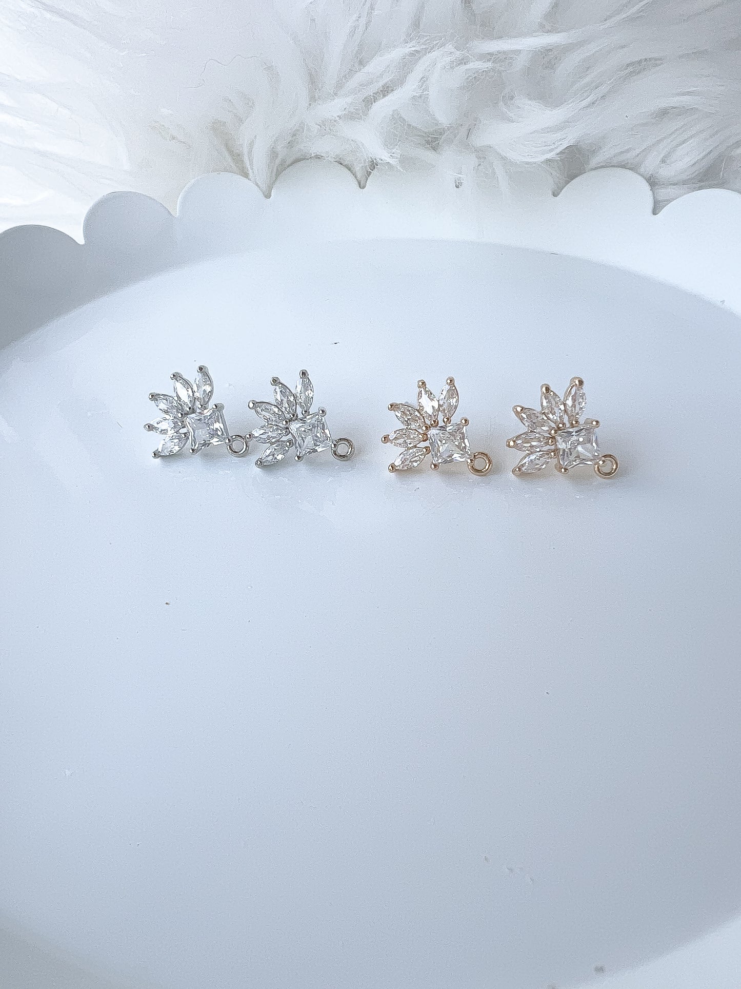 Square Flare CZ Stud Finding - 10 PIECES - September 2024 Launch