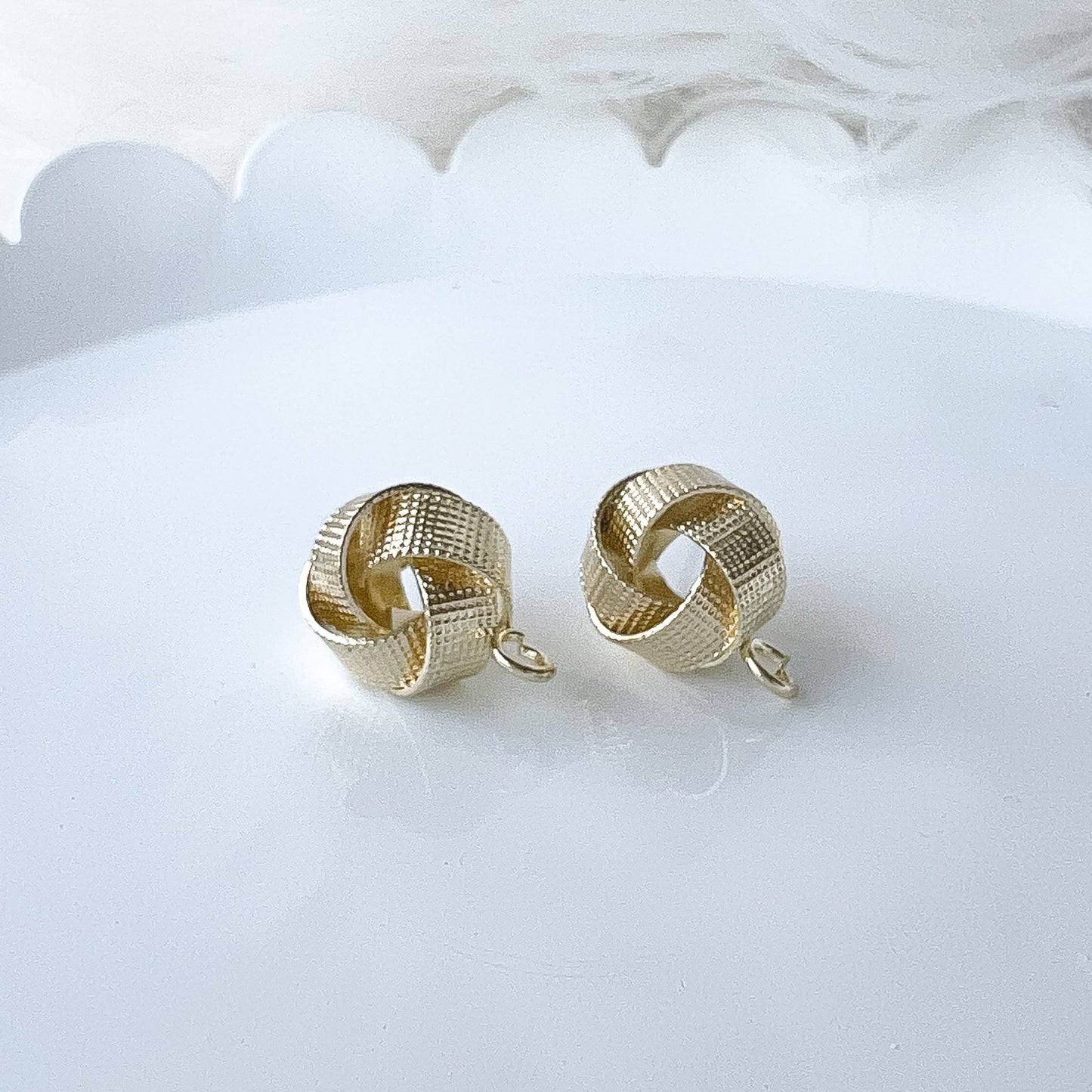 Matte Gold Knot Stud Finding - 10 PIECES - September 2024 Launch