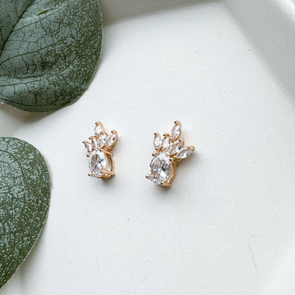 Hidden Loop CZ Charm- 10 PIECES