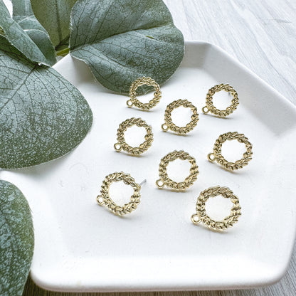 Wreath Stud Finding - 10 PIECES