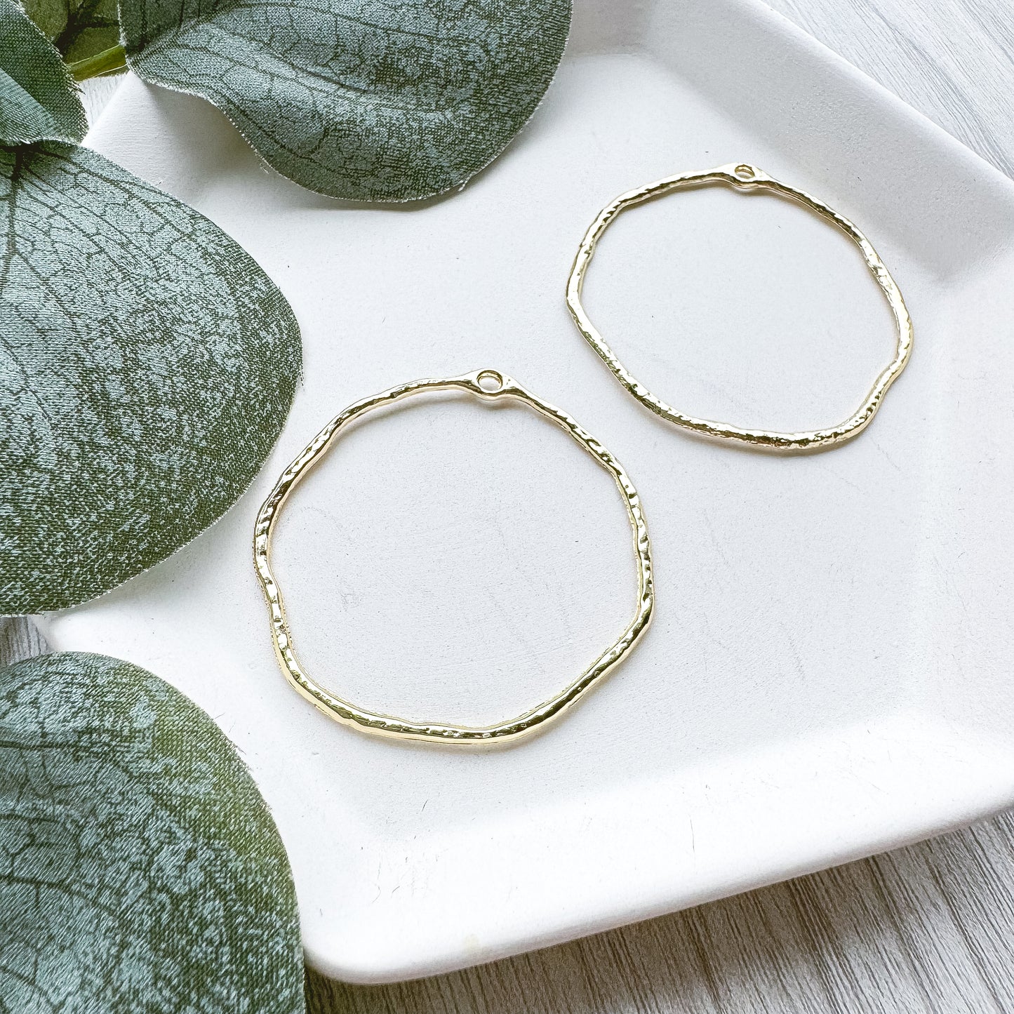 Large Circle Bezel Charm (10 PIECES)  - February Launch