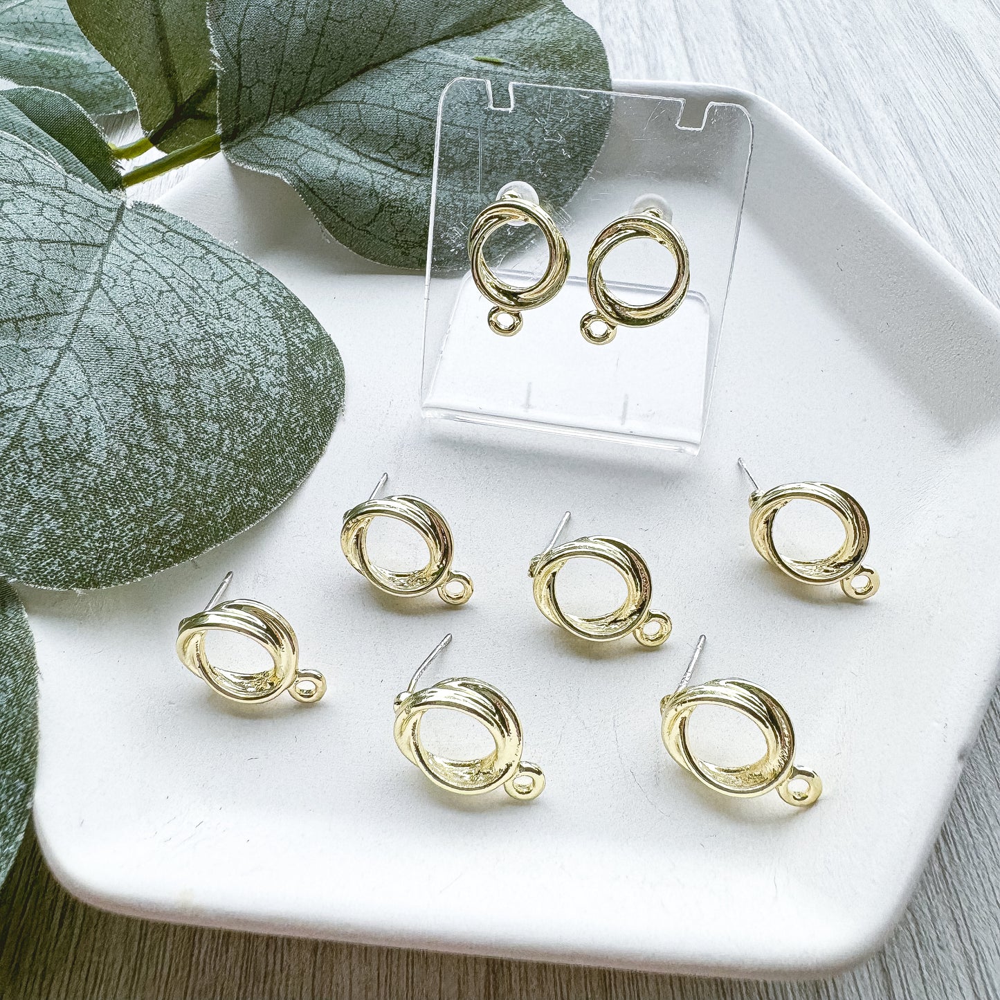 Spiral Gold Stud Finding - 10 PIECES