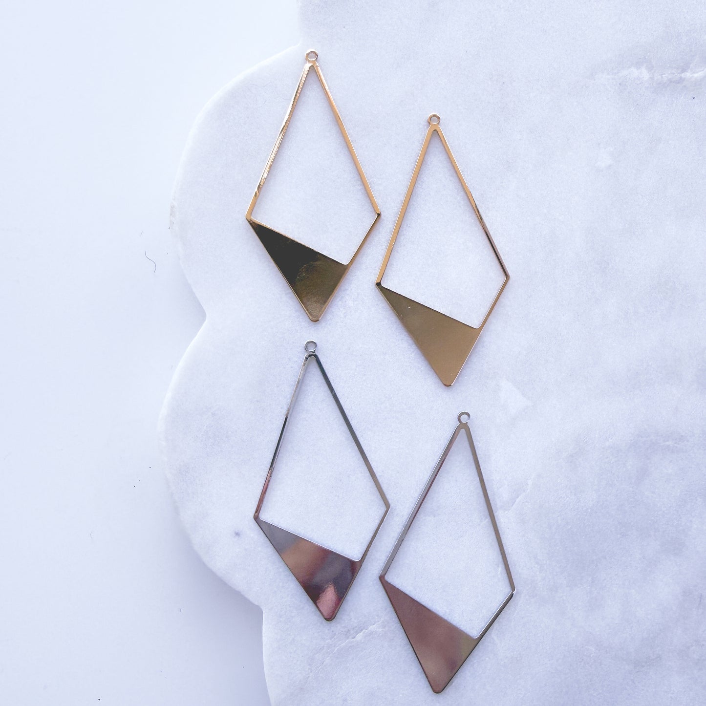 Kite Slice Charm- 10 PIECES - June 2026 Launch