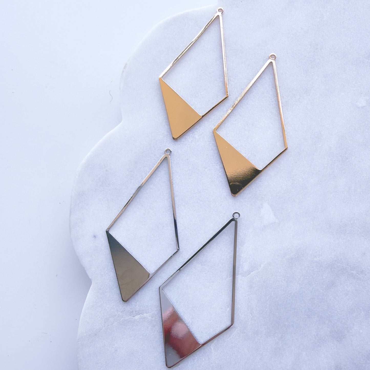 Kite Slice Charm- 10 PIECES - June 2026 Launch