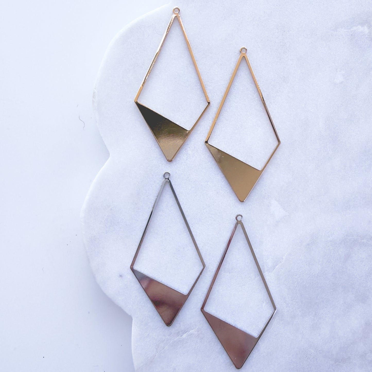 Kite Slice Charm- 10 PIECES - June 2026 Launch