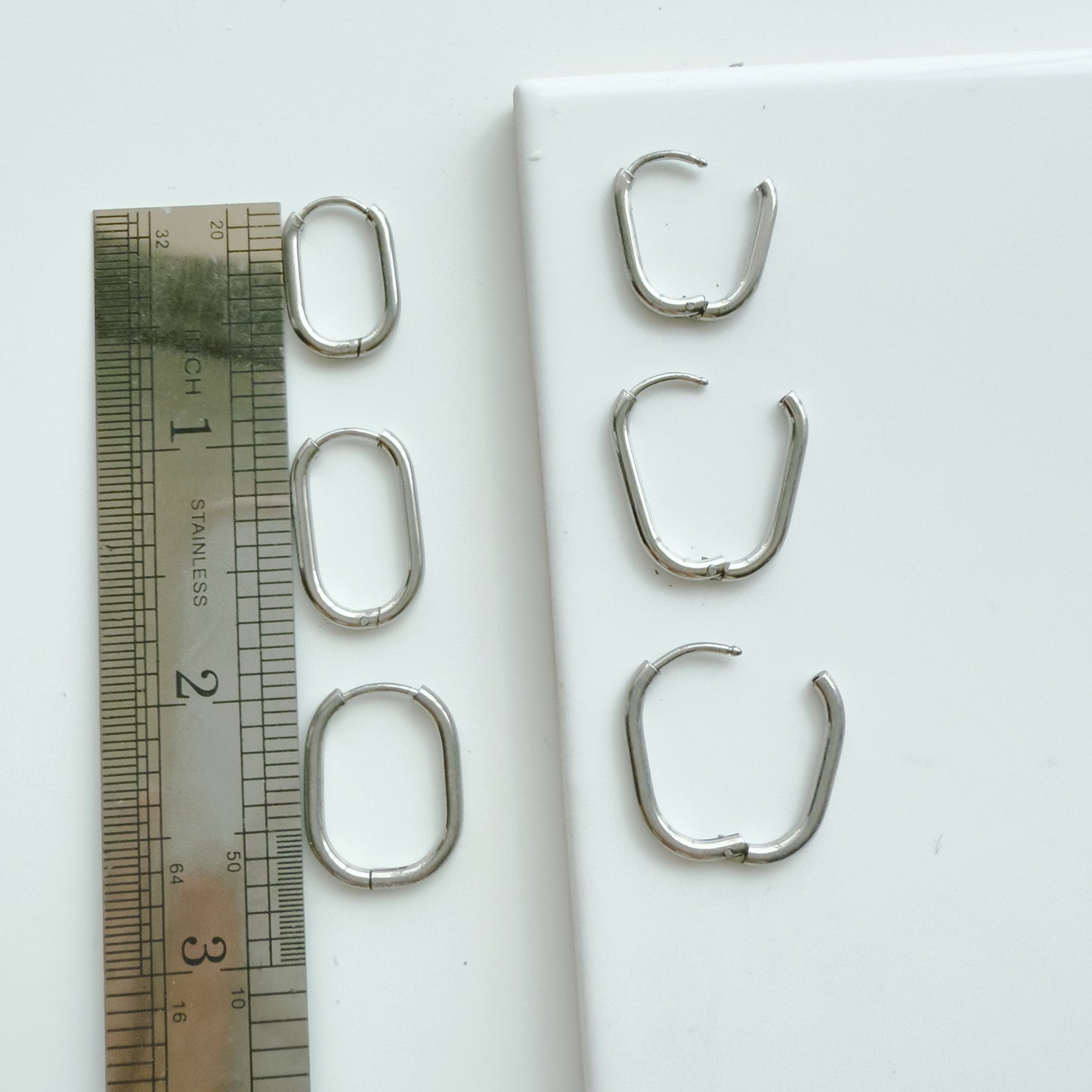 Oval Click Hoop - 10 PIECES - July 2025 Launch