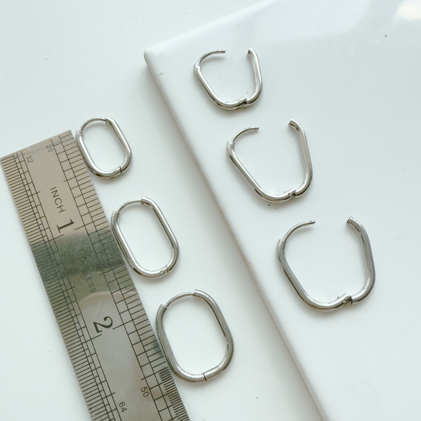Oval Click Hoop - 10 PIECES - July 2025 Launch