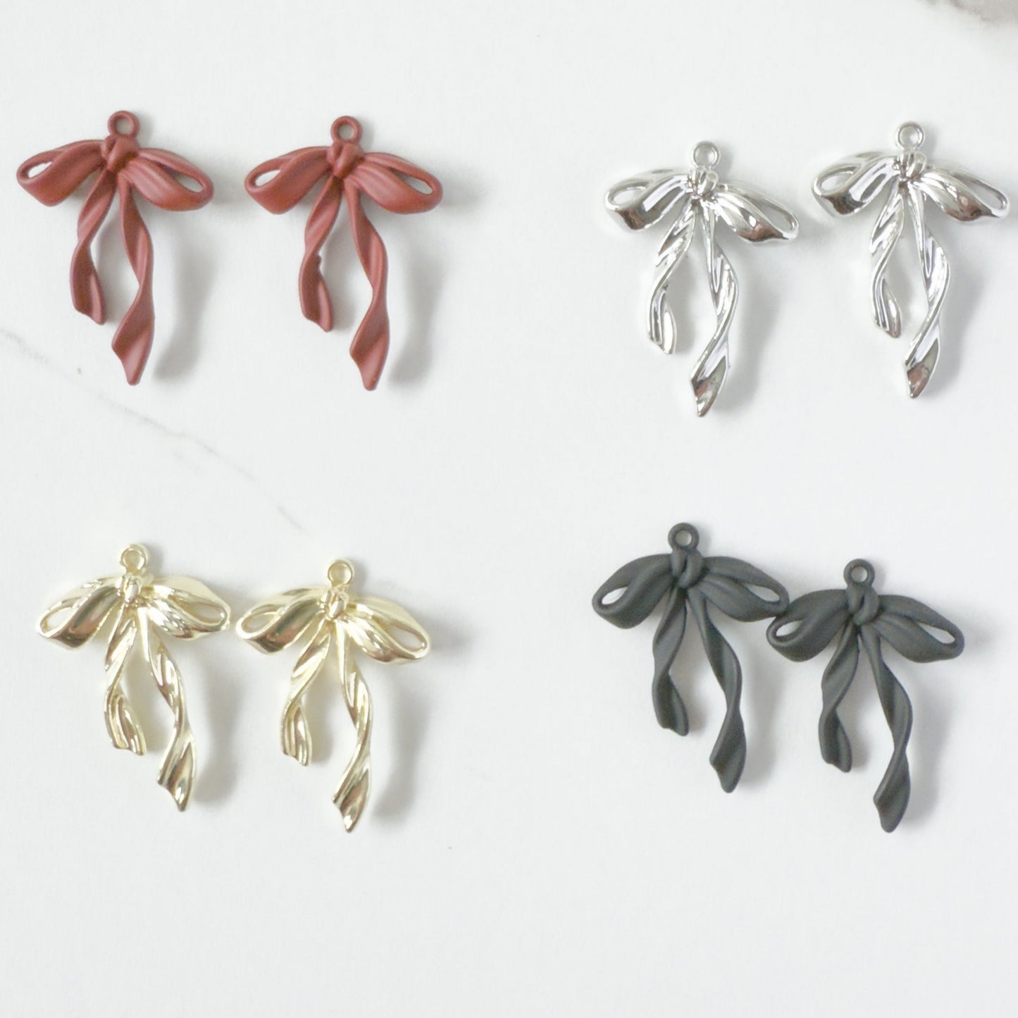Curling Bow Charm Charm - 10 PIECES - September 2025 Launch