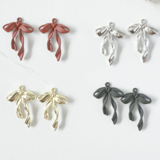 Curling Bow Charm Charm - 10 PIECES - September 2025 Launch