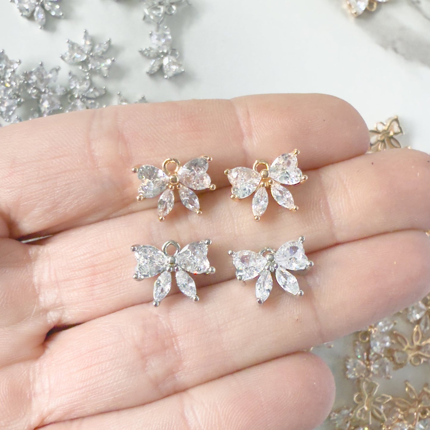 Gem Bow Charms - 10 PIECES -September 2025 Launch