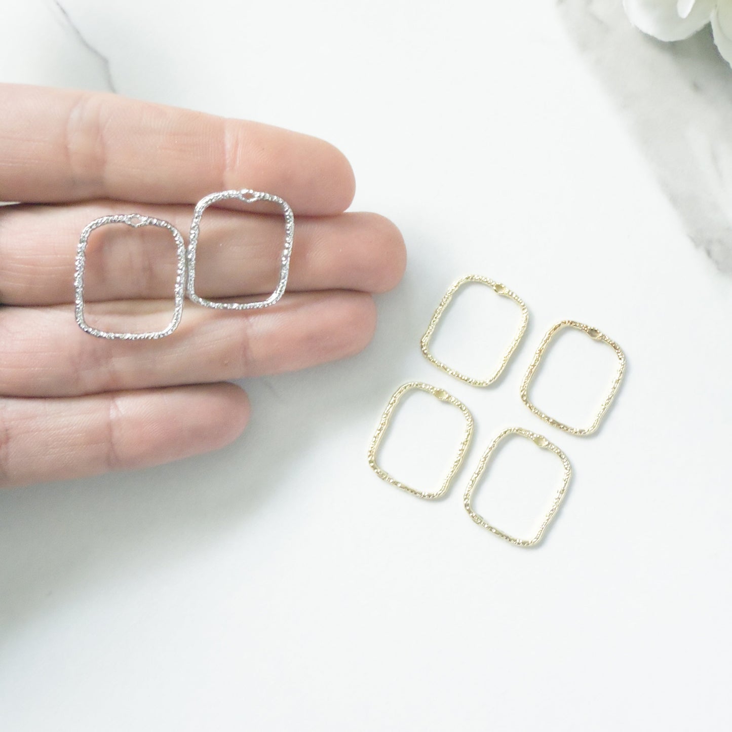 Small Hammered Rectangle Bezel Charm (10 PIECES)  - September 2025 Launch