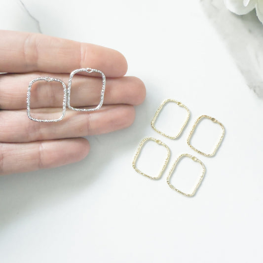 Small Hammered Rectangle Bezel Charm (10 PIECES)  - September 2025 Launch