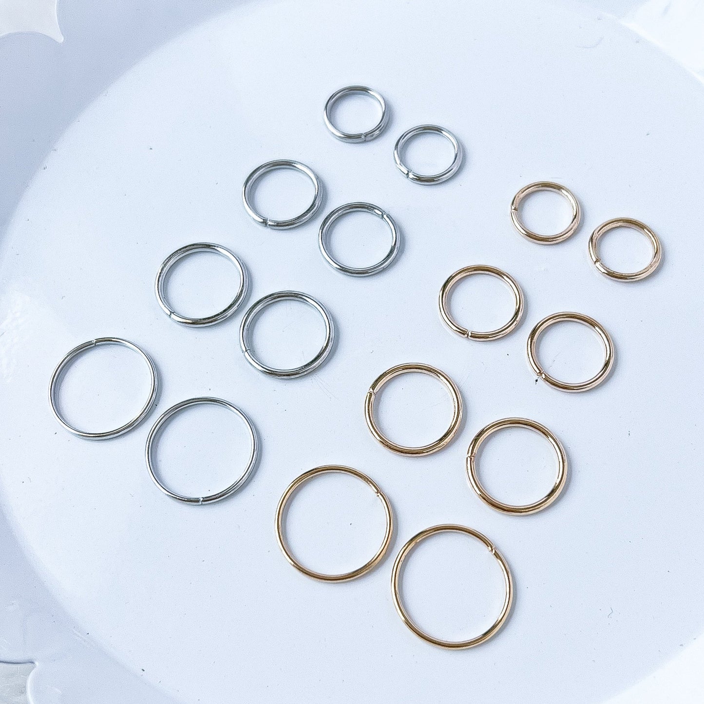 Chunky Jump Rings - 50 Pieces - June 2024