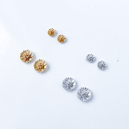 Micro & Mini Flower Centers -10 PIECES - June 2024