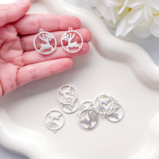 Reindeer Circle Charm - 10 PIECES - October 2025 Launch