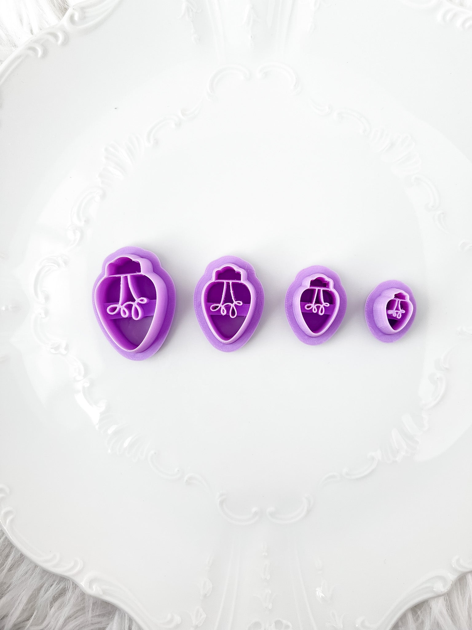 String Light Bulb Imprint Clay Cutter - September 2023 – Maverlydesigns